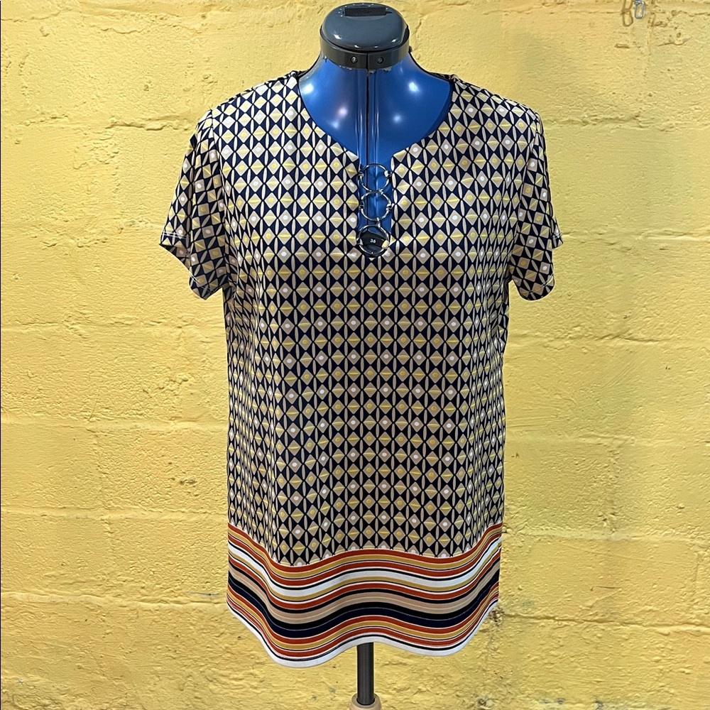 89th & Madison Yellow and Blue Geometric Top